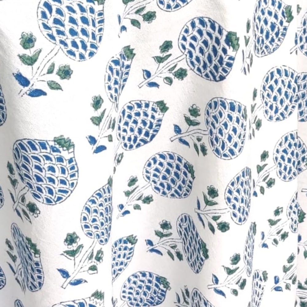 Atosii Roma blue 90” round cotton Indian block print tablecloth - Picture 4 of 5